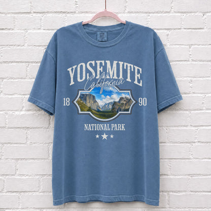 Yosemite National Park Landscape T-Shirt in Blue Jean