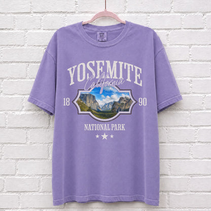Yosemite National Park Landscape T-Shirt in Violet