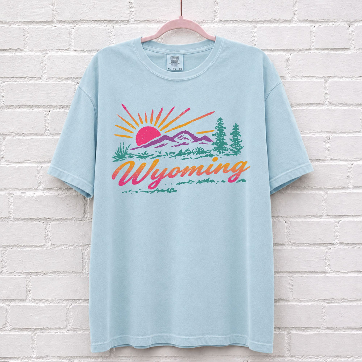 Vintage Wyoming Sunset T-Shirt – alternate product view