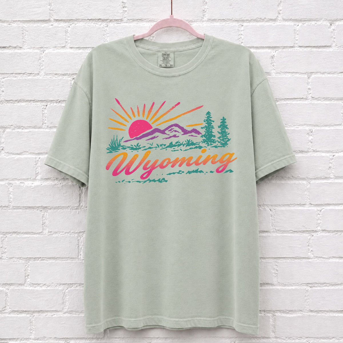 Vintage Wyoming Sunset T-Shirt – alternate product view