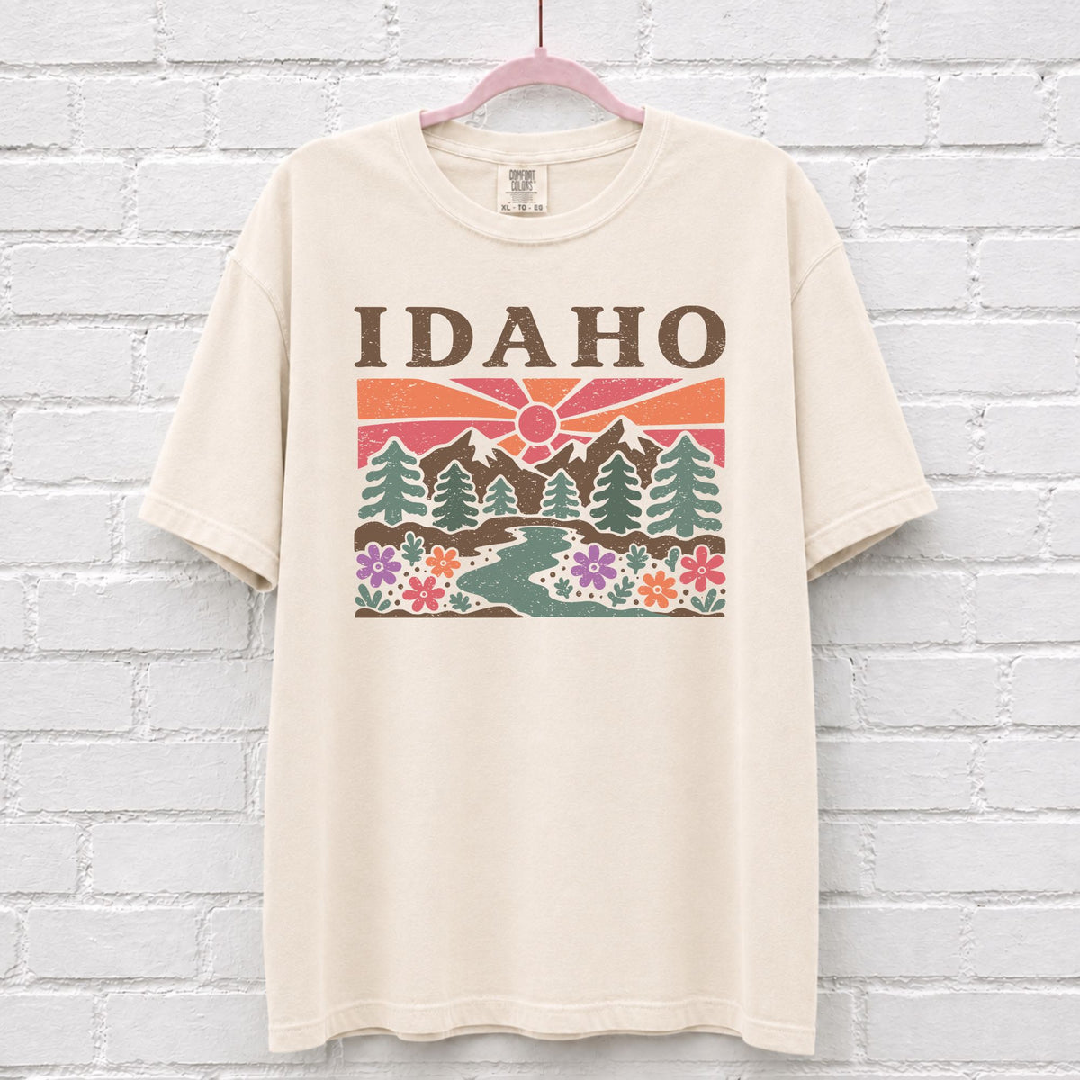 Idaho Floral Graphic T-Shirt in Ivory