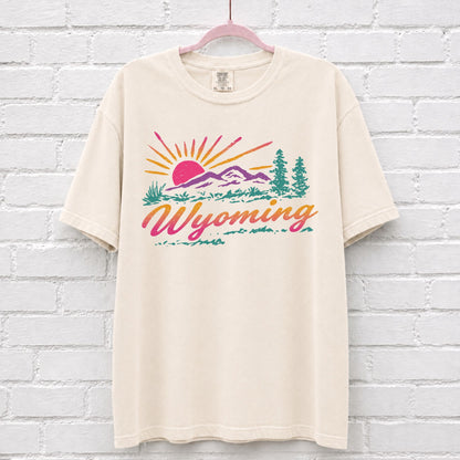 Vintage Wyoming Sunset T-Shirt – alternate product view