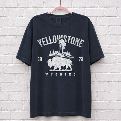 Yellowstone Wyoming Bison Graphic T-Shirt