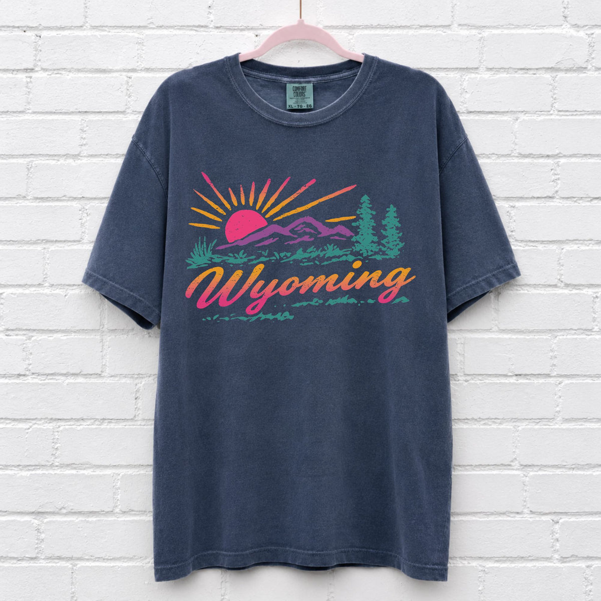 Vintage Wyoming Sunset T-Shirt – alternate product view