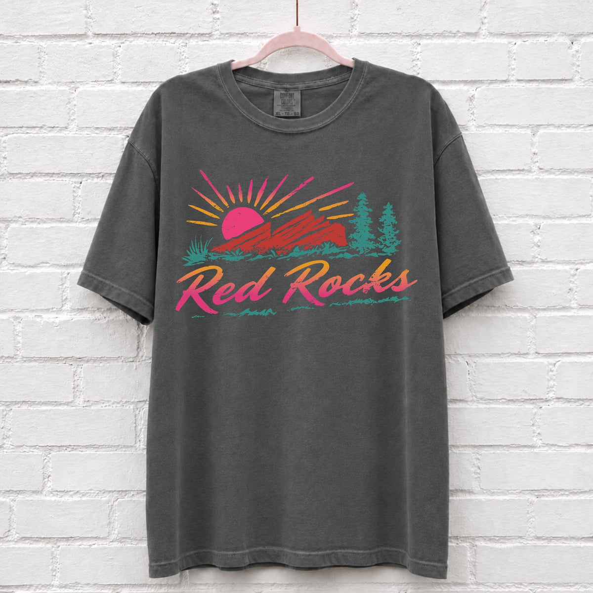 Vintage Red Rocks Sunset T-Shirt – alternate product view