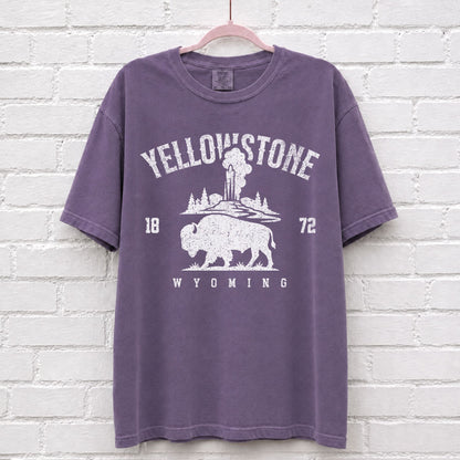Yellowstone Wyoming Bison Graphic T-Shirt