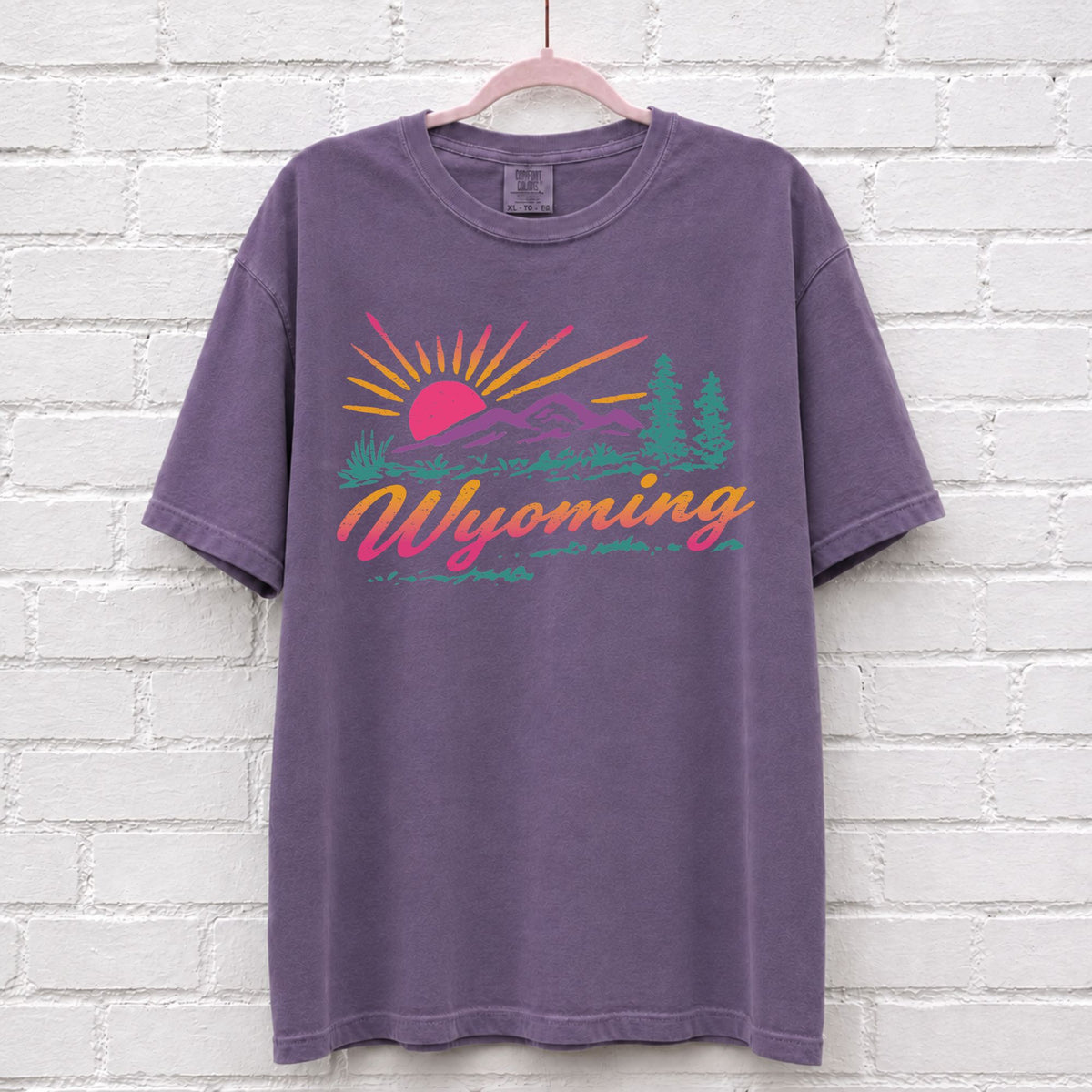 Vintage Wyoming Sunset T-Shirt – alternate product view