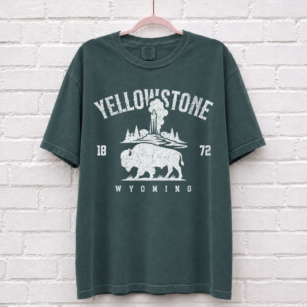 Yellowstone Wyoming Bison Graphic T-Shirt