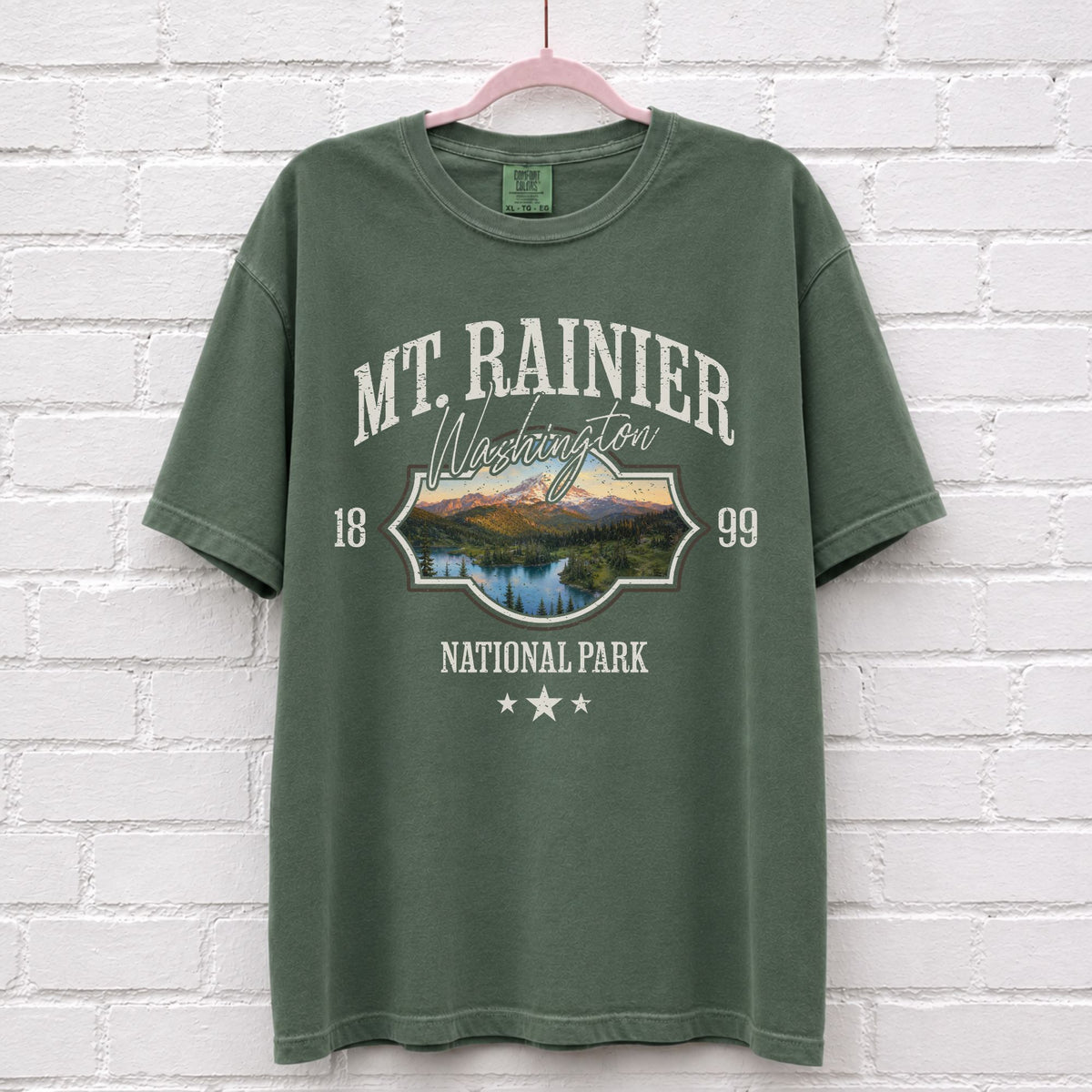 Mount Rainier National Park Washington T-Shirt in Moss