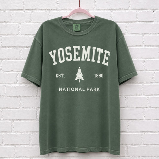 Vintage Yosemite National Park Est 1890 T-Shirt in Moss