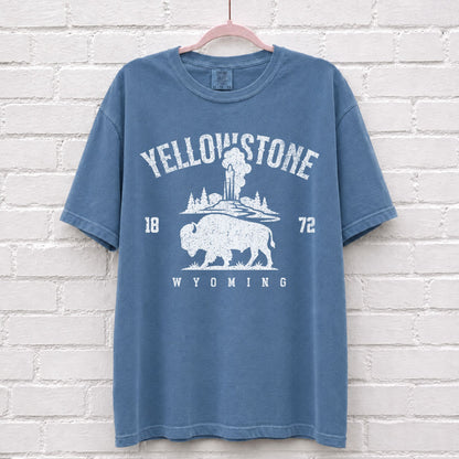 Yellowstone Wyoming Bison Graphic T-Shirt