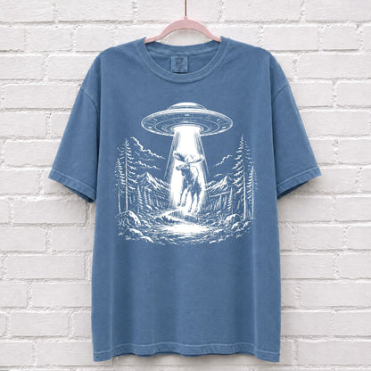 Alien UFO Moose T-Shirt – alternate product view